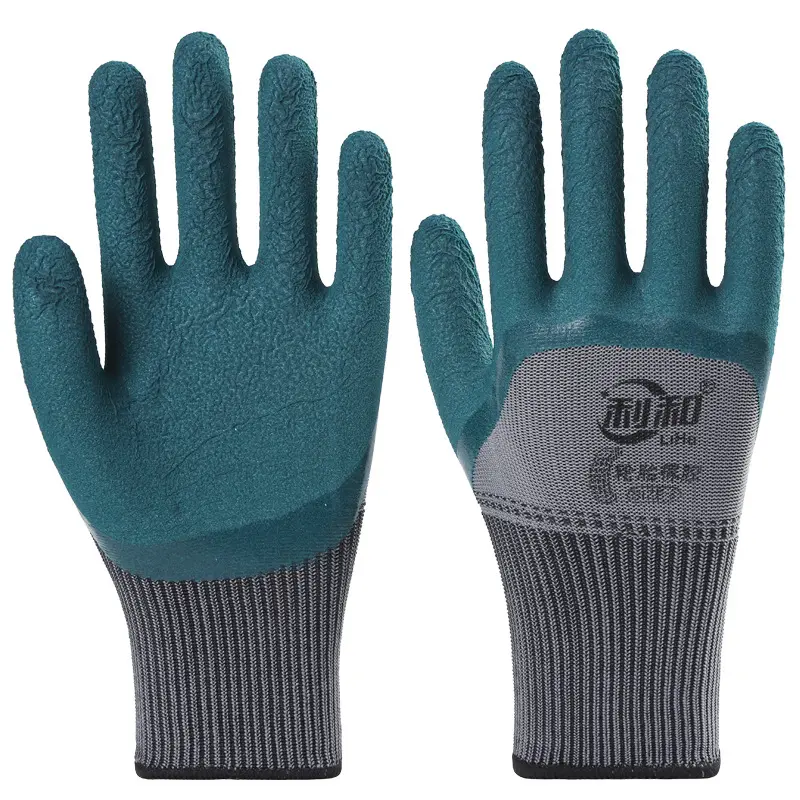Wear resistant rubber gloves